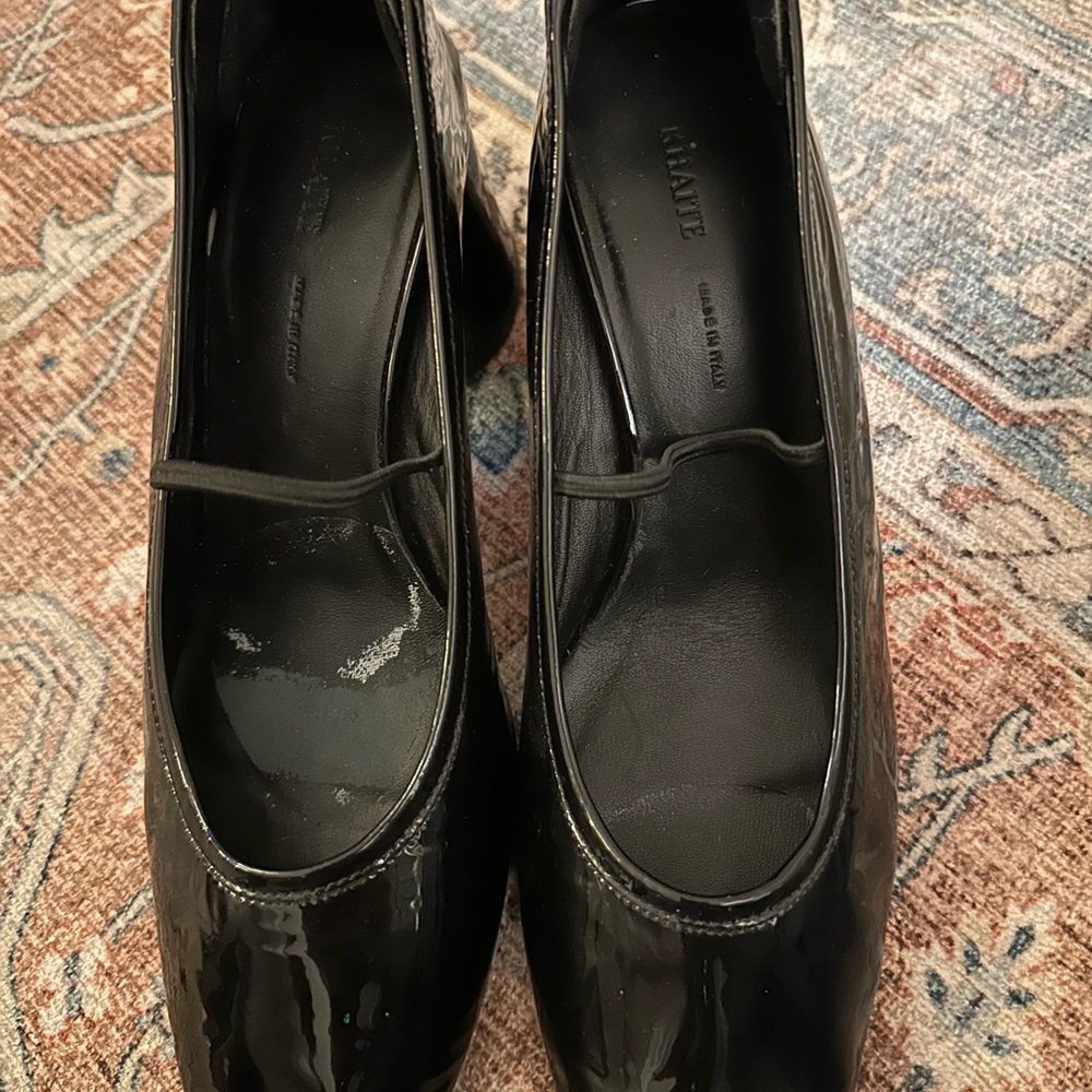 Khaite Lorimer Pump in Black Patent Leather - Picture 6 of 7